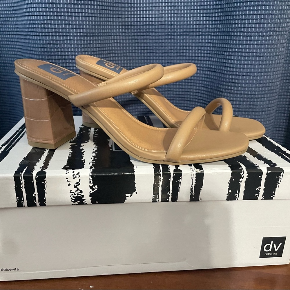 Dolce Vita, brand new, Halsty women’s block heels, size 7.5